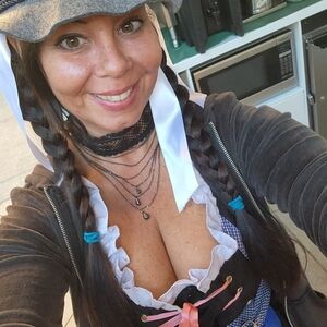 Meet your Posher, Natasha